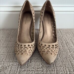 BCBGeneration Women's Tan Heels